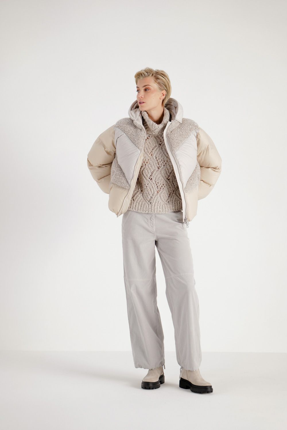 Куртка-пуховик